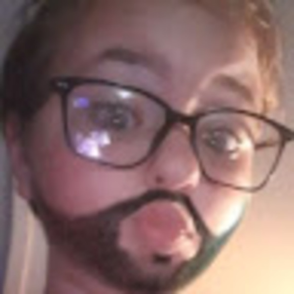 Meet your Posher, Miah - Picture 1 of 1